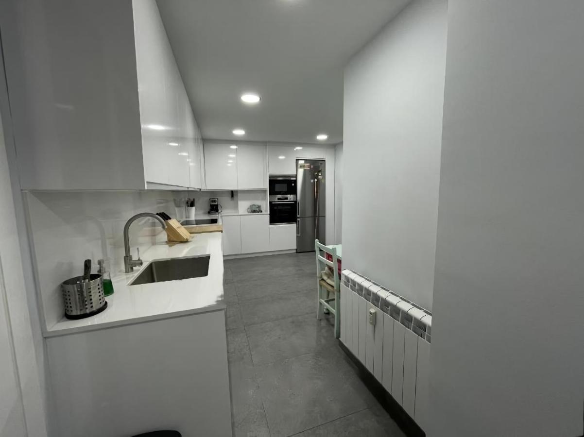 Amplio Y Moderno Piso De 4 Habitaciones Y Terraza Понтеведра Экстерьер фото