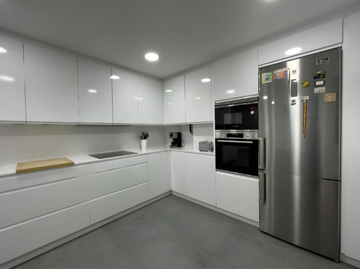 Amplio Y Moderno Piso De 4 Habitaciones Y Terraza Понтеведра Экстерьер фото
