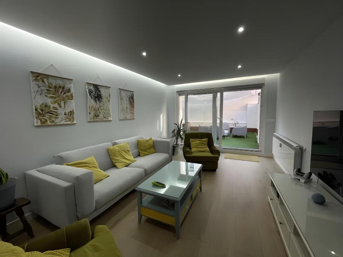 Amplio Y Moderno Piso De 4 Habitaciones Y Terraza Понтеведра Экстерьер фото