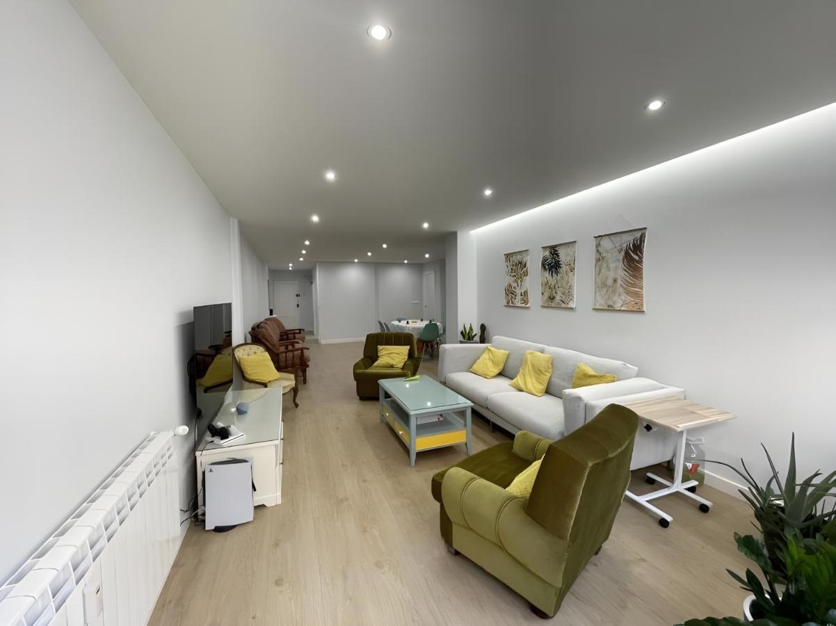 Amplio Y Moderno Piso De 4 Habitaciones Y Terraza Понтеведра Экстерьер фото